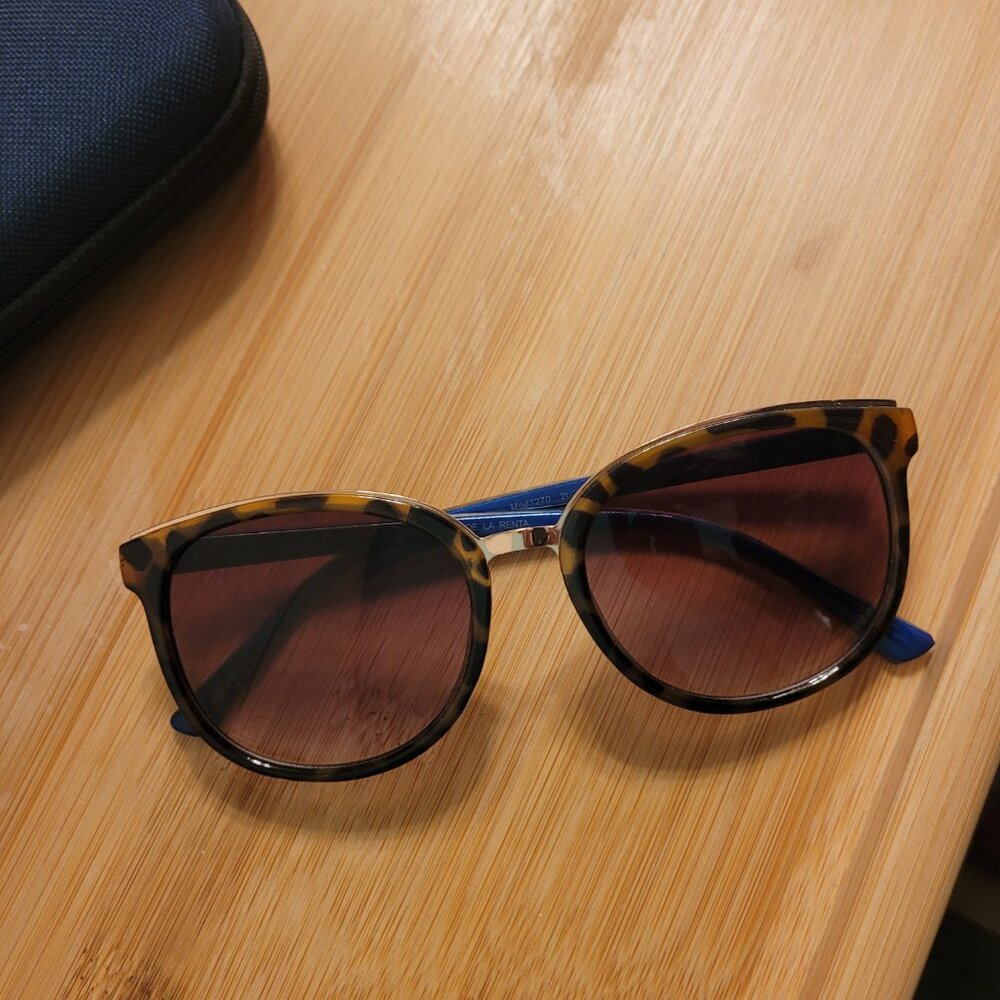 Sunglasses Oscar De La Renta Blue & Brown Tortiose Shell MOD 1270 200 Womens